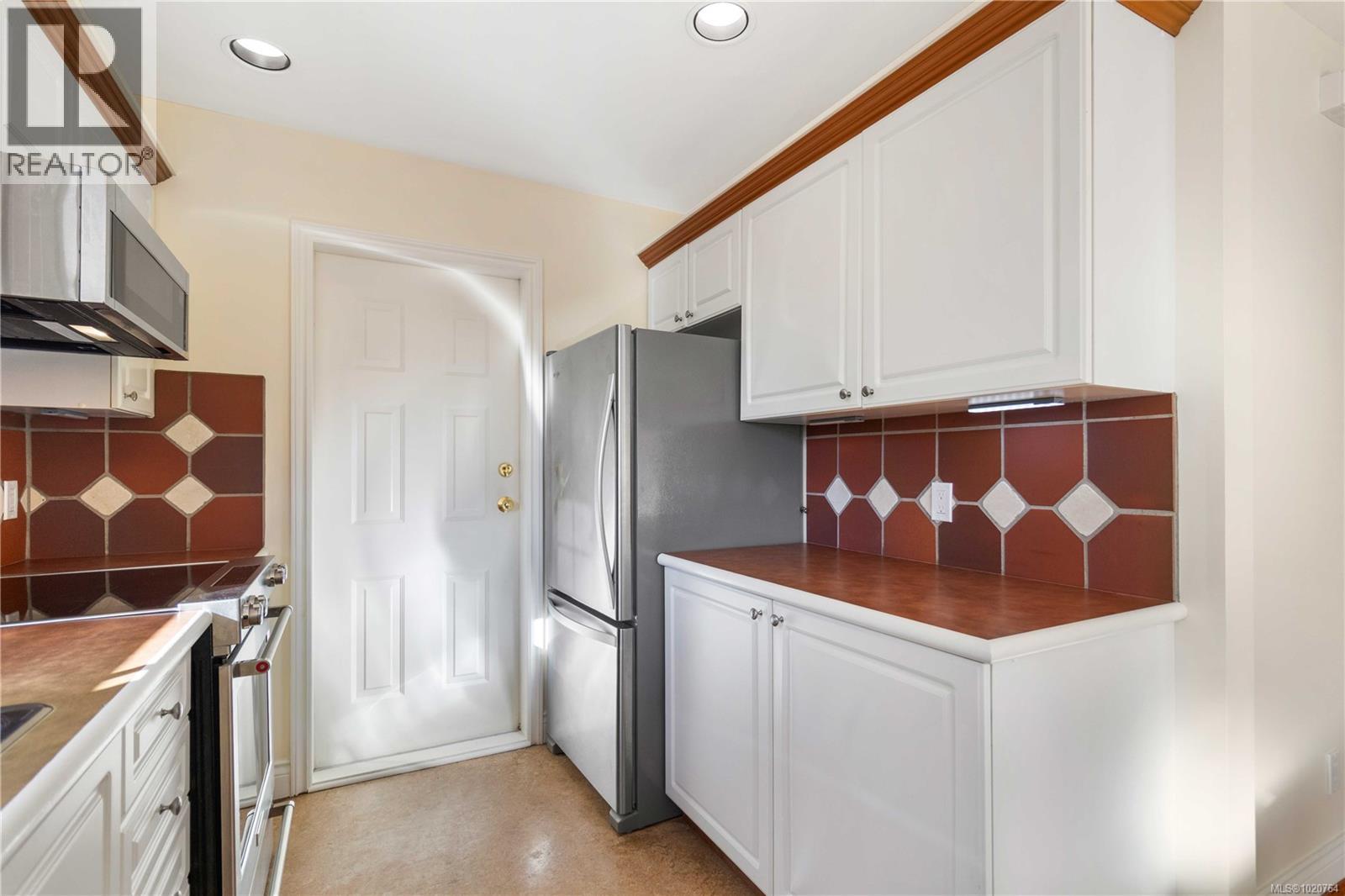 847 Wollaston St, Esquimalt, British Columbia  V9A 5A9 - Photo 24 - 1020764