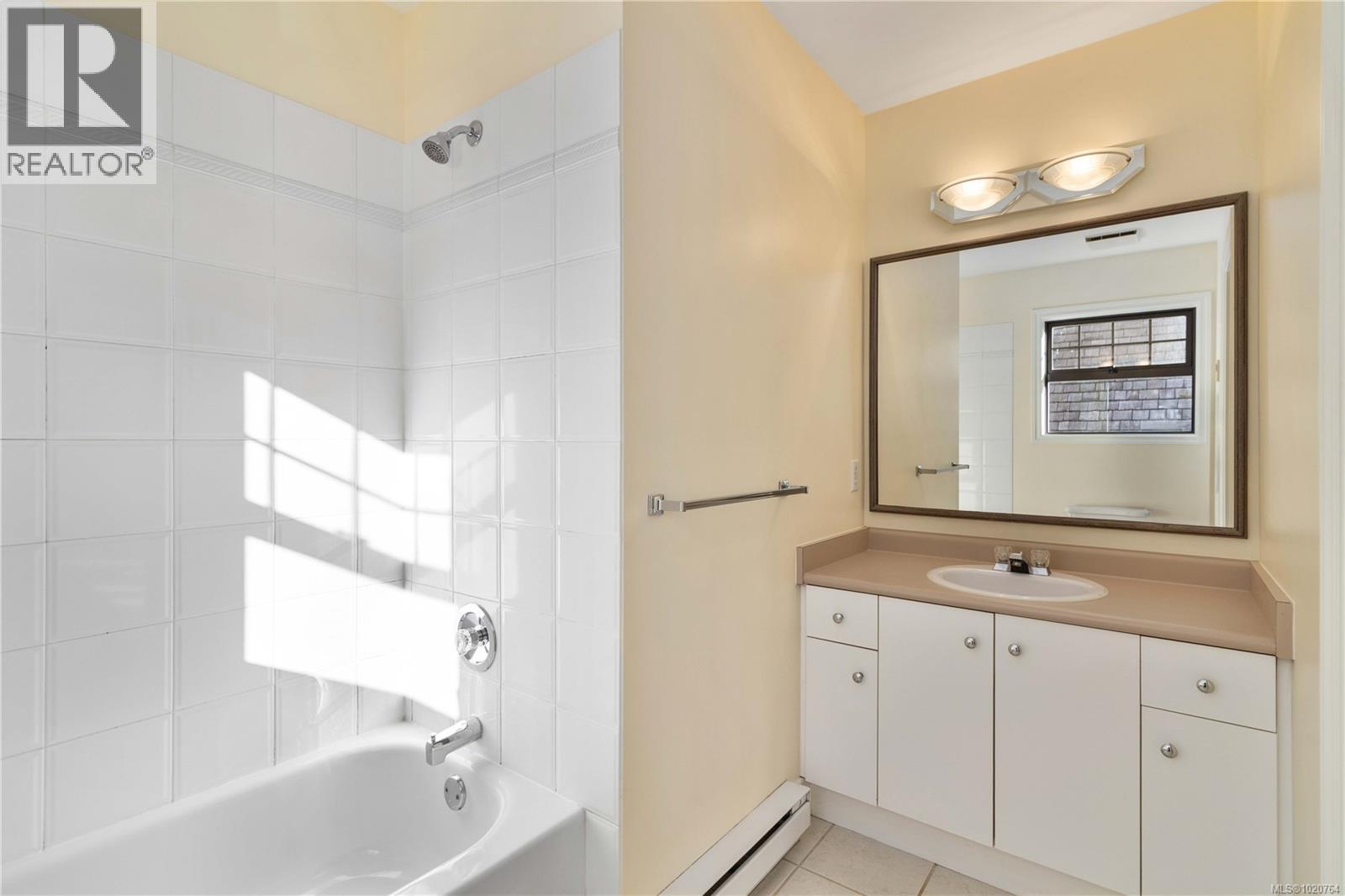 847 Wollaston St, Esquimalt, British Columbia  V9A 5A9 - Photo 34 - 1020764