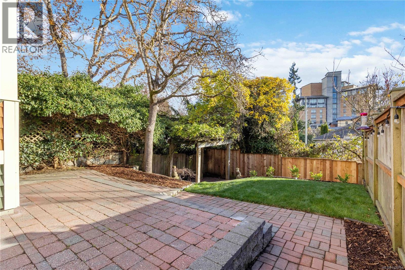 847 Wollaston St, Esquimalt, British Columbia  V9A 5A9 - Photo 46 - 1020764