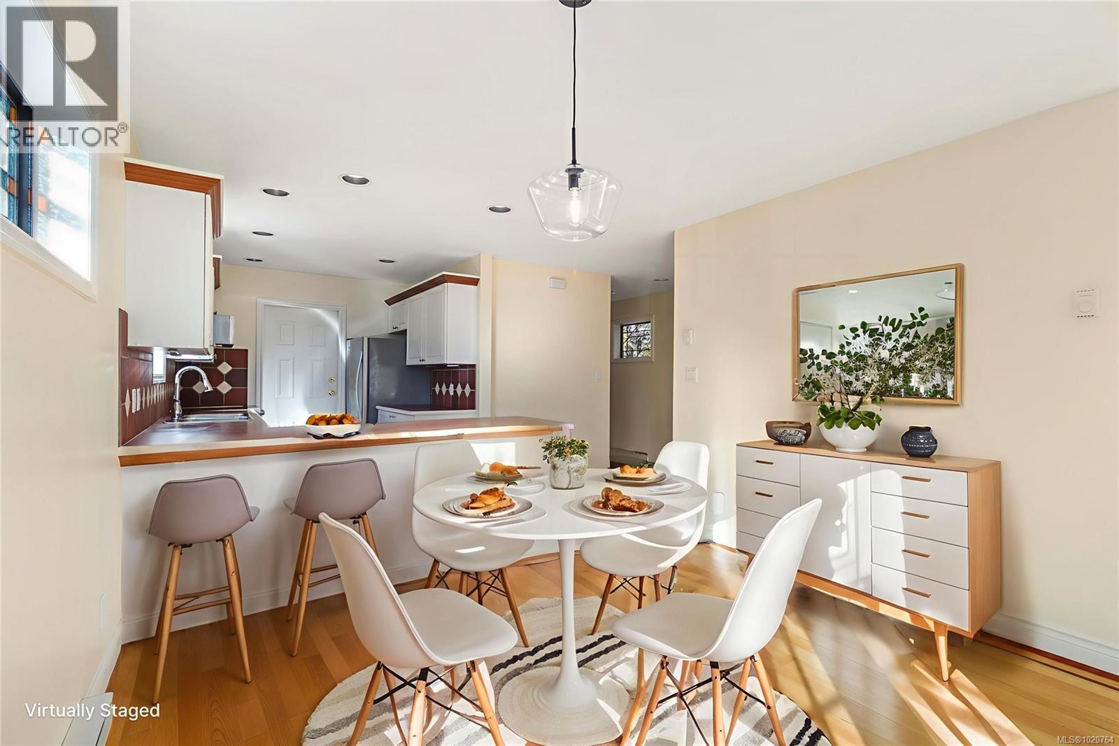 847 Wollaston St, Esquimalt, British Columbia  V9A 5A9 - Photo 6 - 1020764