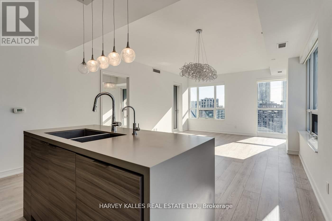 2709 - 88 Scott Street, Toronto, Ontario  M5E 0A9 - Photo 29 - C12567350