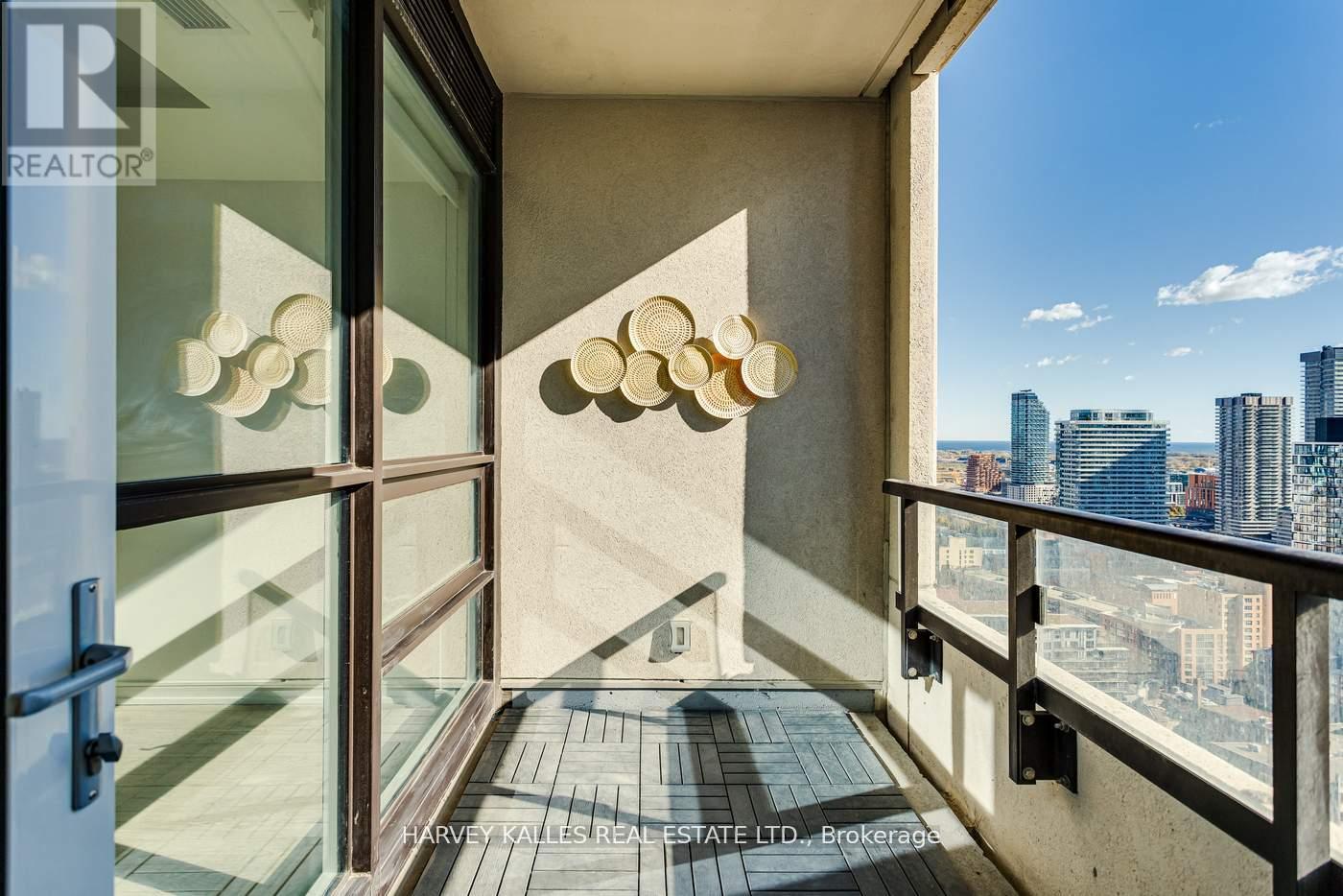 2709 - 88 Scott Street, Toronto, Ontario  M5E 0A9 - Photo 30 - C12567350