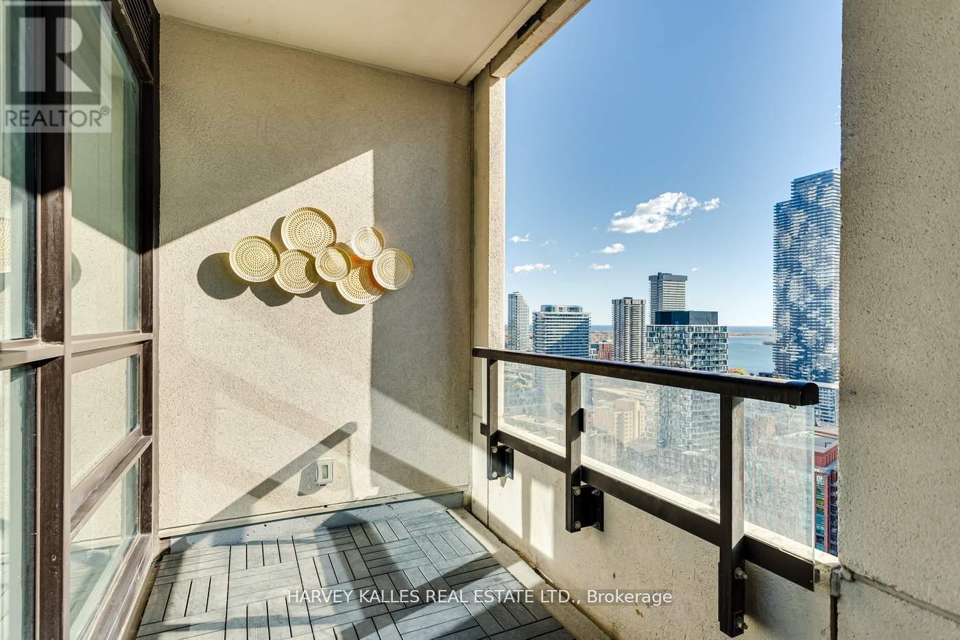 2709 - 88 Scott Street, Toronto, Ontario  M5E 0A9 - Photo 31 - C12567350