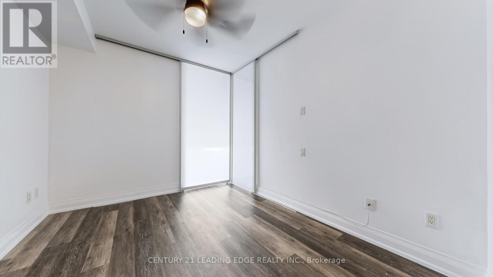 3809 - 2191 Yonge Street, Toronto, Ontario  M4S 3H8 - Photo 14 - C12567356
