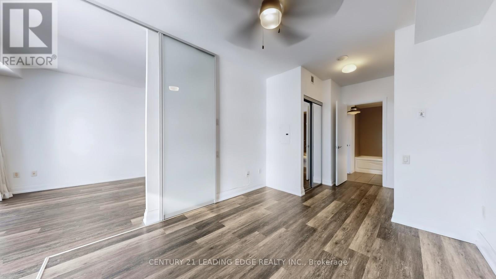 3809 - 2191 Yonge Street, Toronto, Ontario  M4S 3H8 - Photo 18 - C12567356