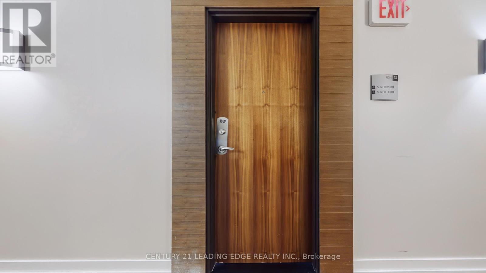 3809 - 2191 Yonge Street, Toronto, Ontario  M4S 3H8 - Photo 3 - C12567356