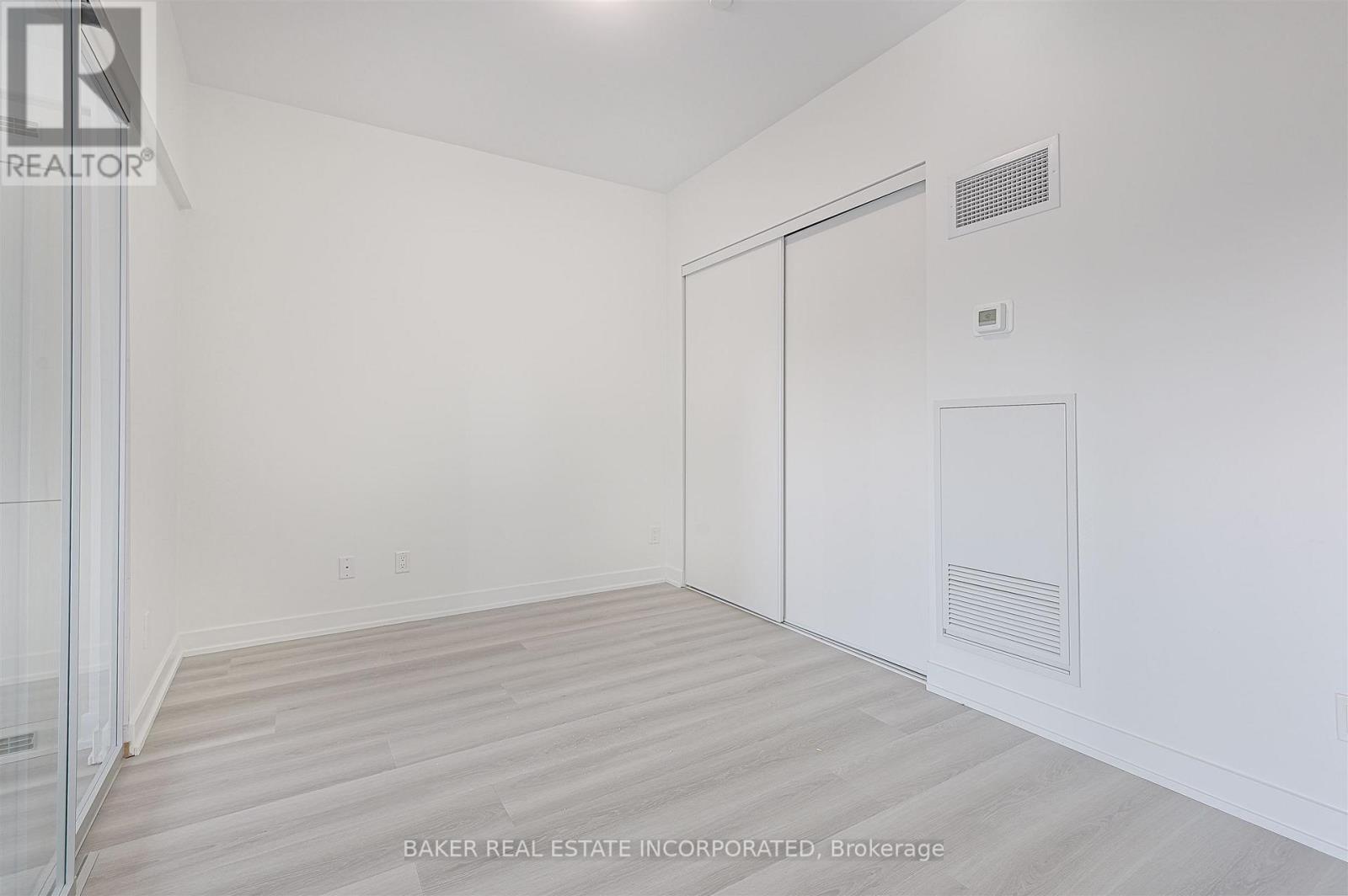 219 - 501 St Clair Avenue W, Toronto, Ontario  M5P 0A2 - Photo 18 - C12567444