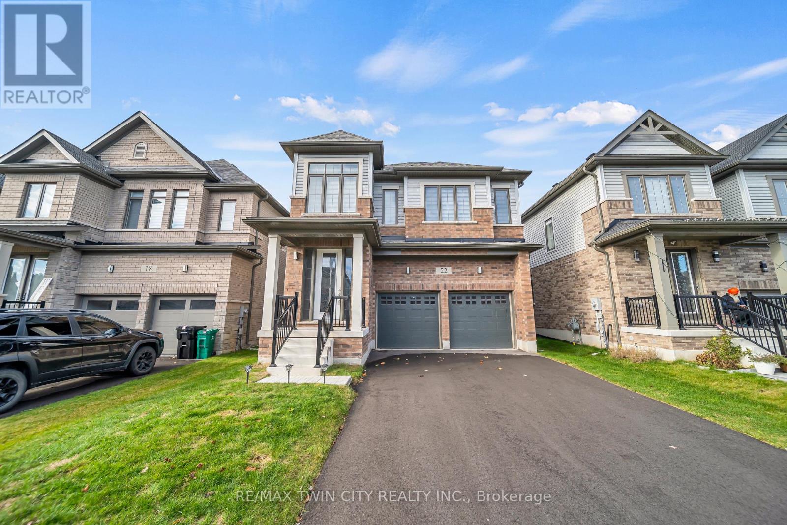 22 RUSTIC OAK TRAIL, North Dumfries, Ontario