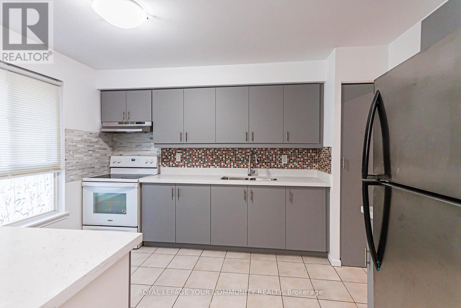 22 - 189 Springhead Gardens, Richmond Hill, Ontario  L4C 5C7 - Photo 8 - N12567068