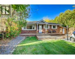 18 HILLTOP Drive, Cambridge, Ontario