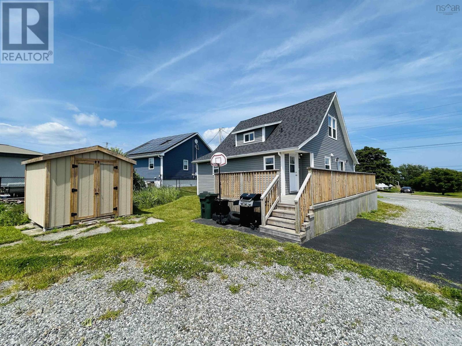 228 South Street, Glace Bay, Nova Scotia  B1A 1W5 - Photo 2 - 202526353