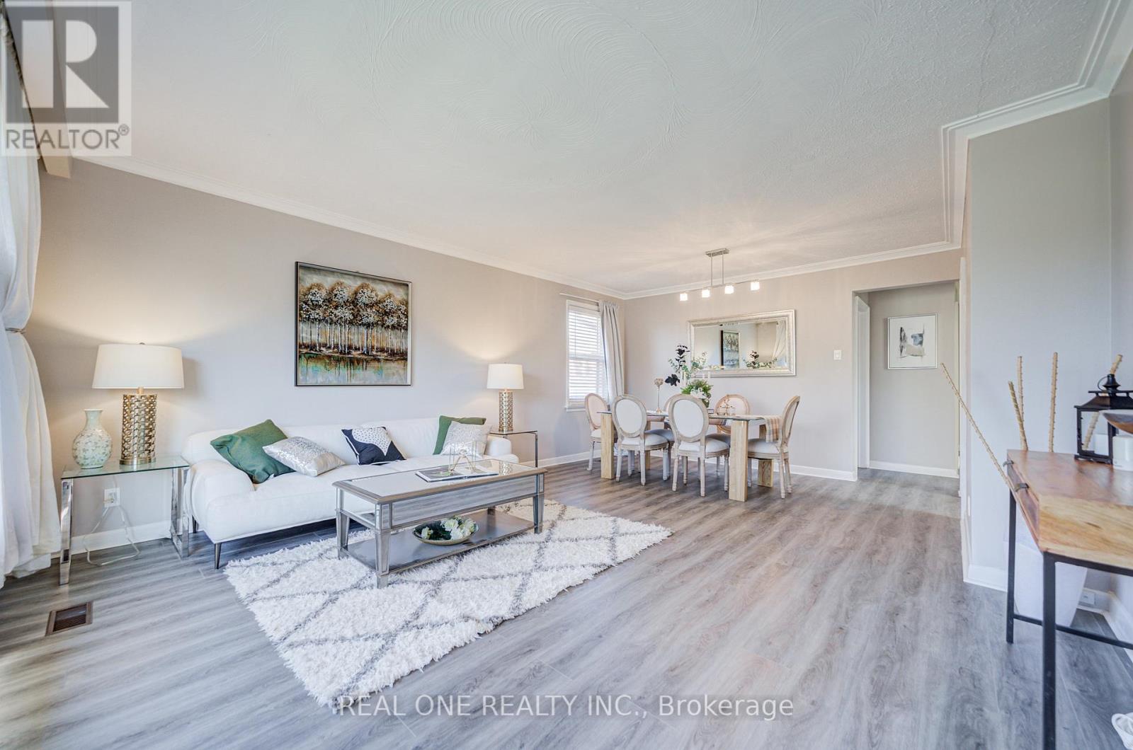 73 Farmbrook Road, Toronto, Ontario  M1J 2S6 - Photo 9 - E12567362