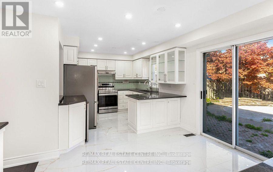 42 Howes Street, Ajax, Ontario  L1T 3V5 - Photo 10 - E12567396