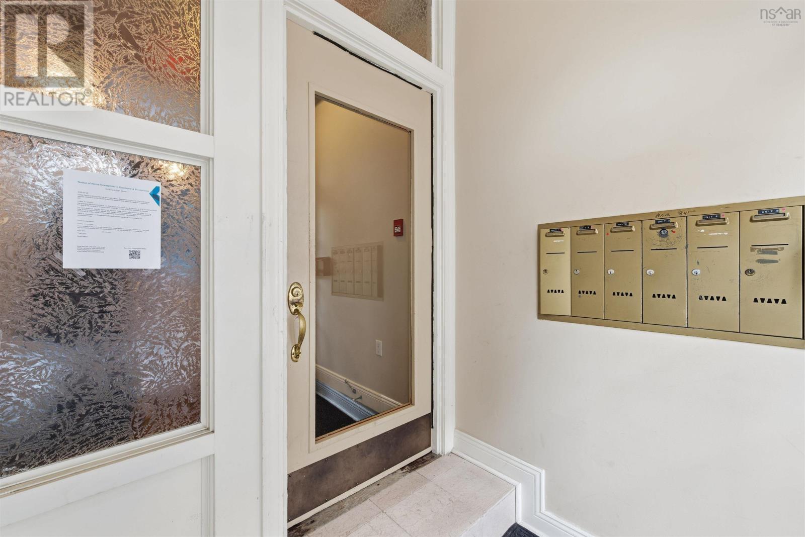 5 1049 South Park Street, Halifax, Nova Scotia  B3H 2W5 - Photo 3 - 202528410