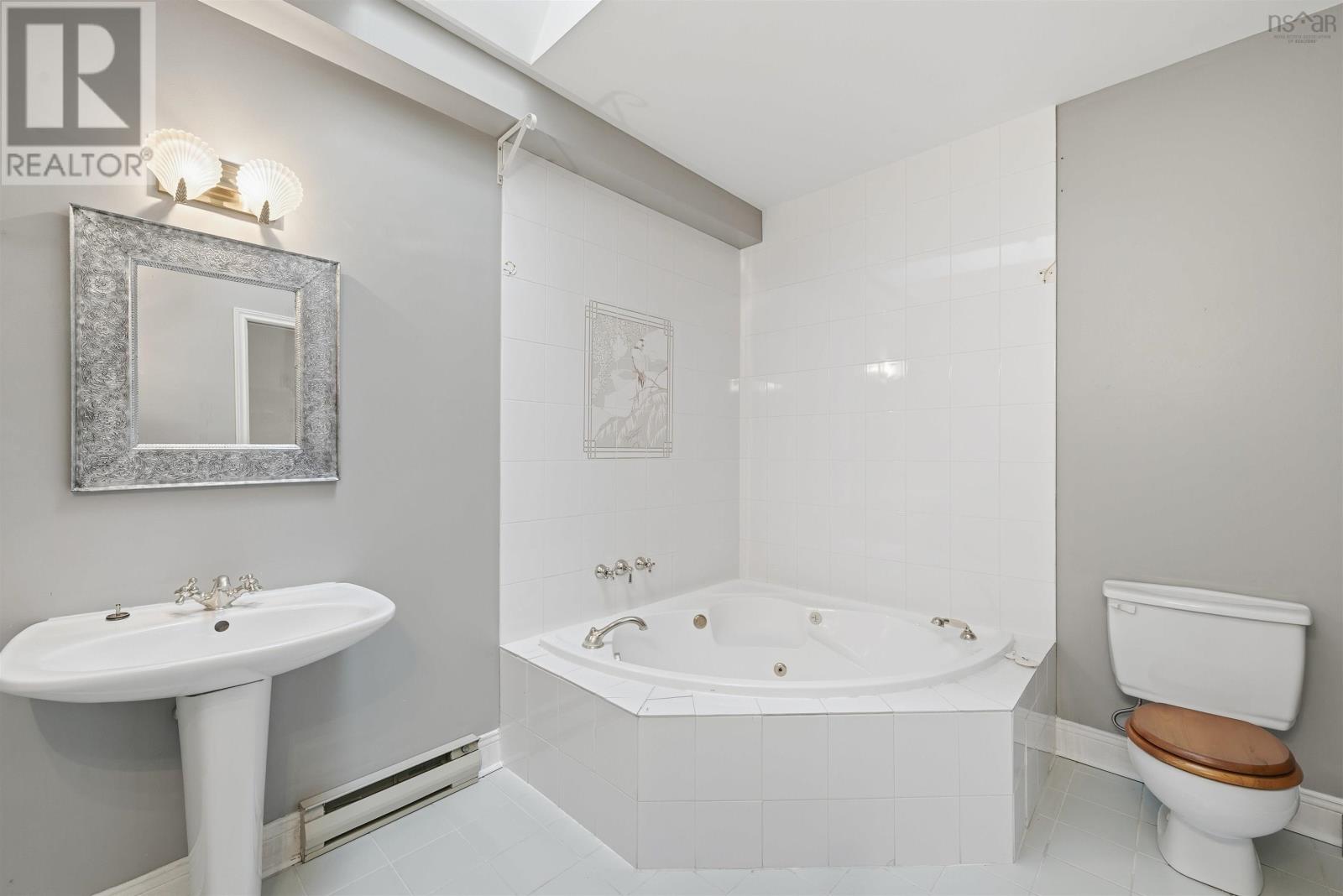 5 1049 South Park Street, Halifax, Nova Scotia  B3H 2W5 - Photo 28 - 202528410