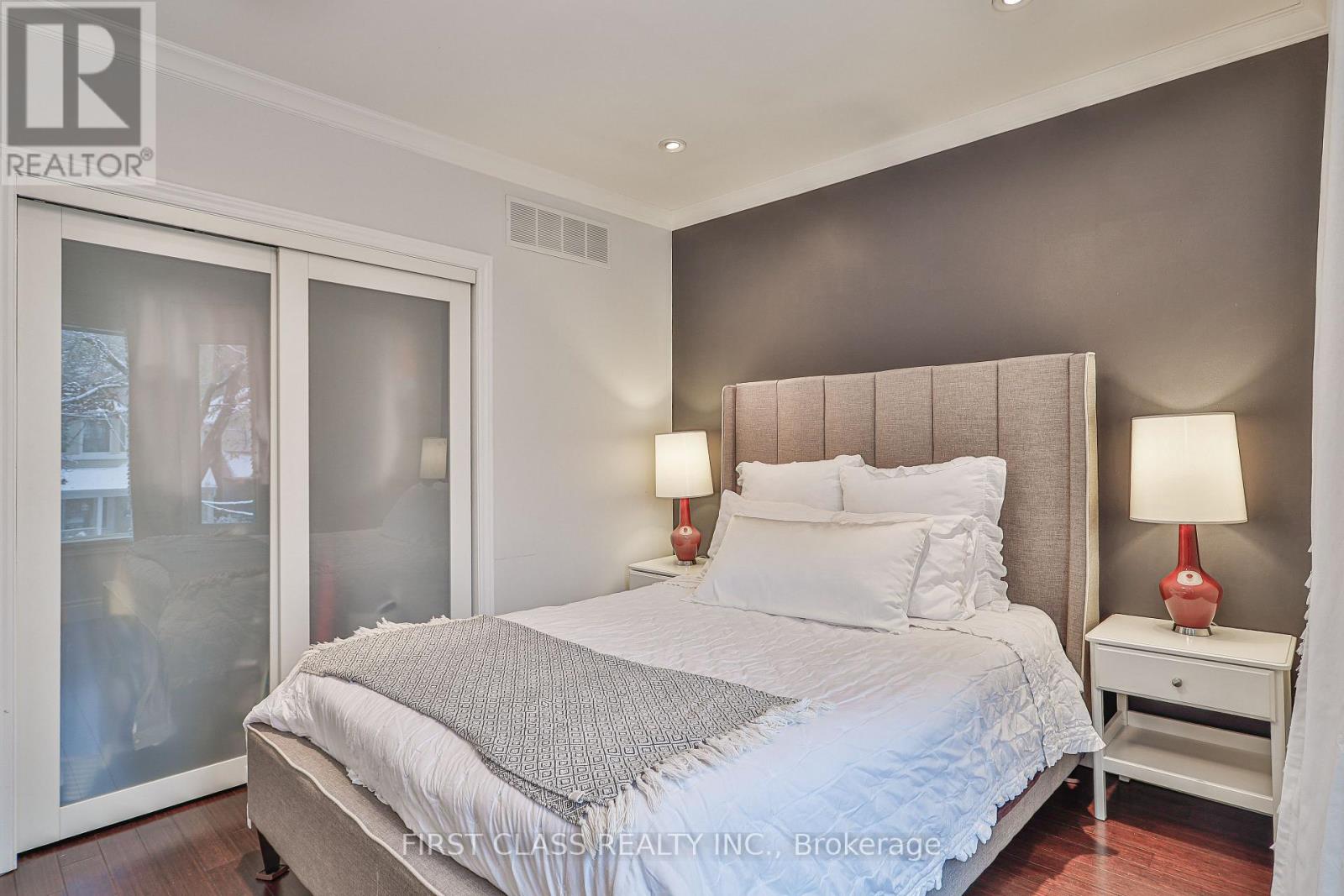 14 Herbert Avenue, Toronto, Ontario  M4L 3P9 - Photo 25 - E12566176