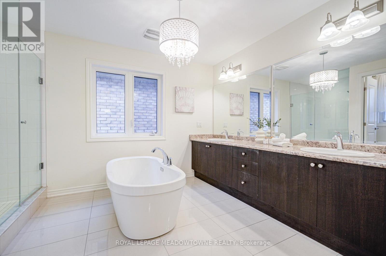 95 Beckett Avenue, East Gwillimbury, Ontario  L9N 0S6 - Photo 29 - N12567354