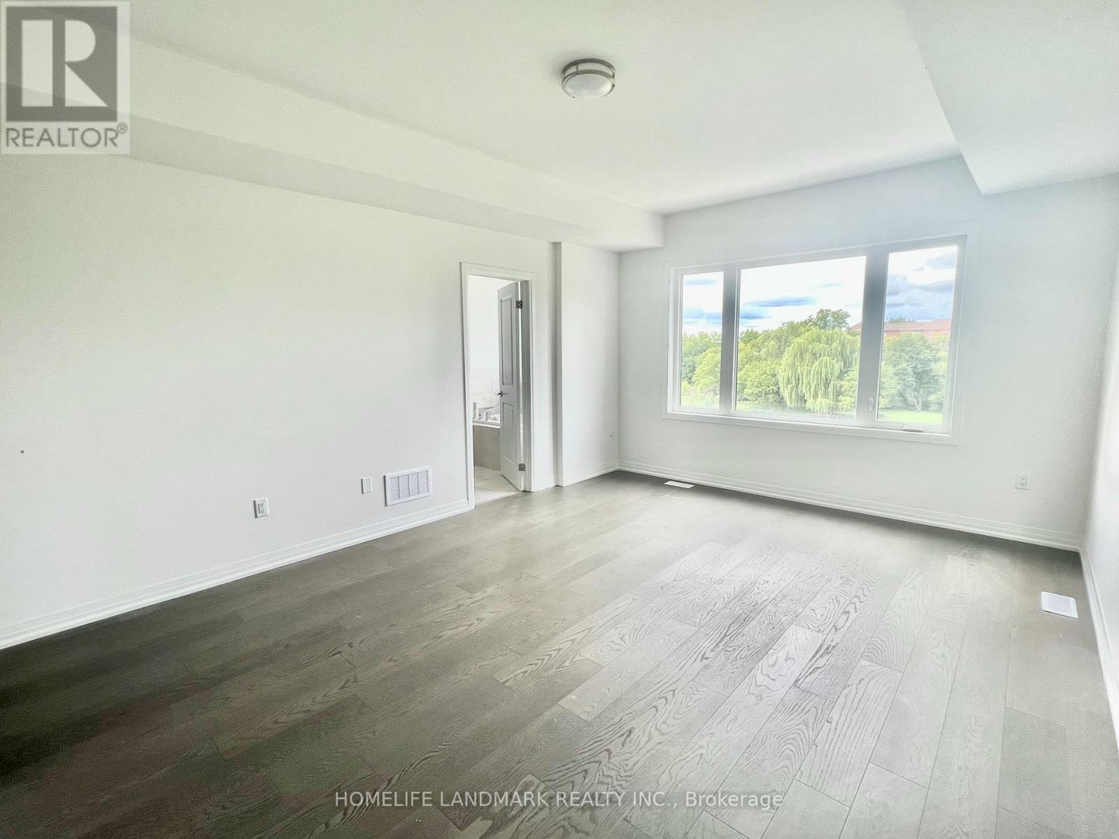 12 Yans Way, Markham, Ontario  L3R 0J8 - Photo 4 - N12567390