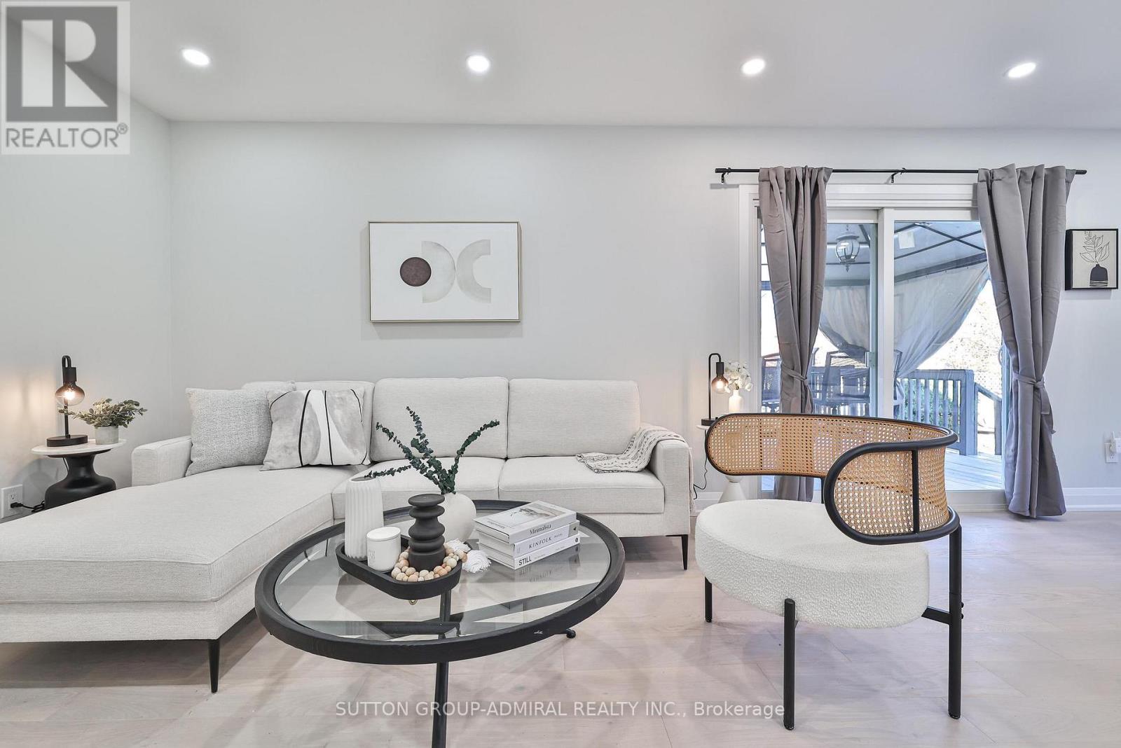 31 Whitney Place, Vaughan, Ontario  L4J 6V9 - Photo 14 - N12567426