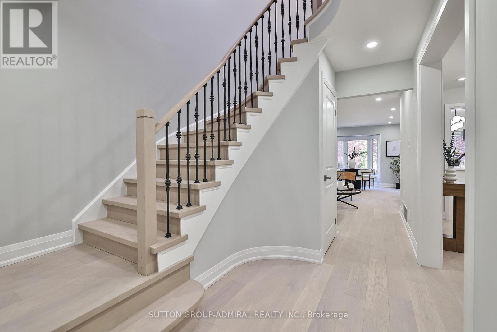 31 Whitney Place, Vaughan, Ontario  L4J 6V9 - Photo 22 - N12567426