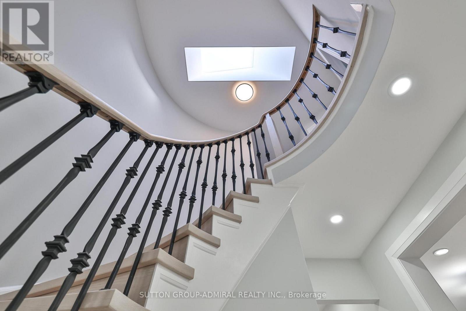 31 Whitney Place, Vaughan, Ontario  L4J 6V9 - Photo 23 - N12567426