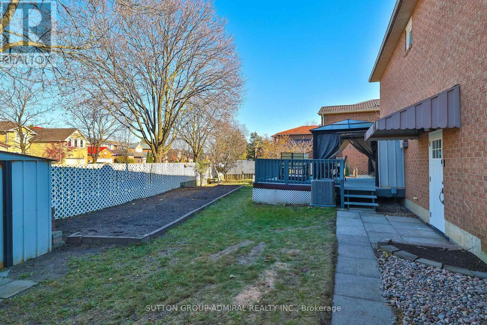 31 Whitney Place, Vaughan, Ontario  L4J 6V9 - Photo 5 - N12567426