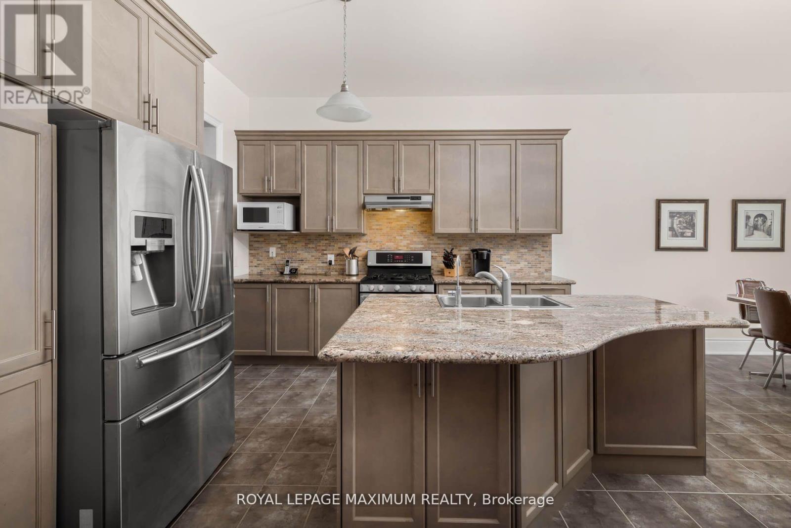 4 Blue Beech Trail, King, Ontario  L7B 0A1 - Photo 12 - N12567436