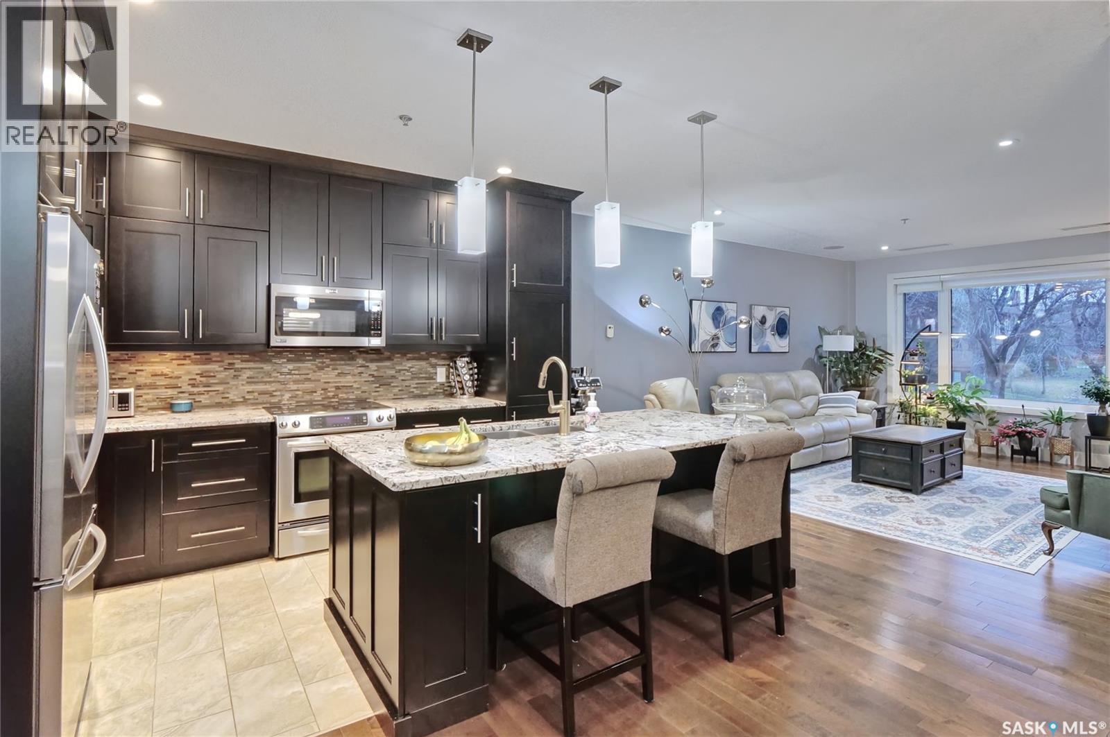 201 205 Fairford Street E, Moose Jaw, Saskatchewan  S6H 0E1 - Photo 5 - SK024492