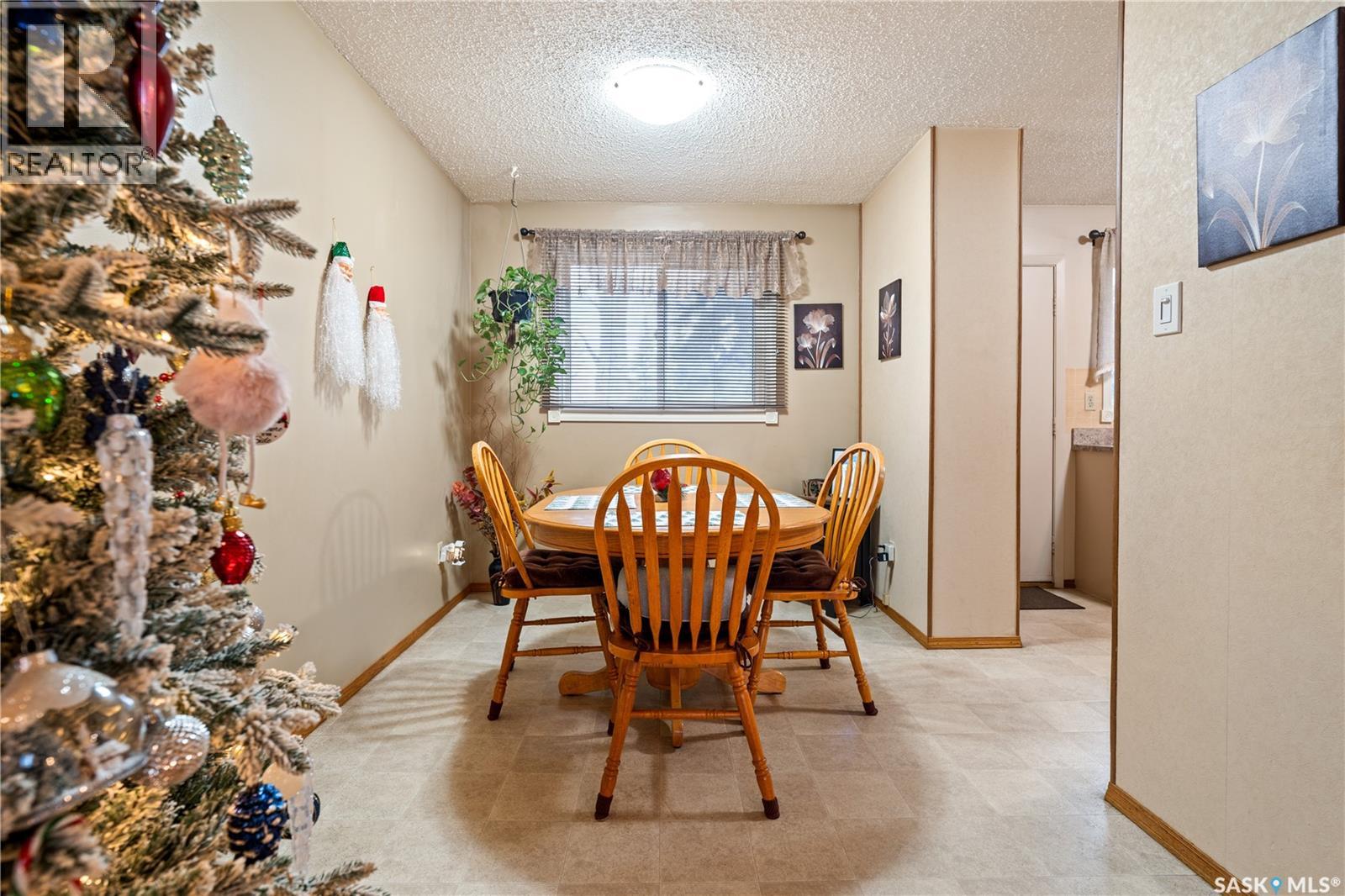 126 Church Drive, Regina, Saskatchewan  S4X 1P8 - Photo 7 - SK024476