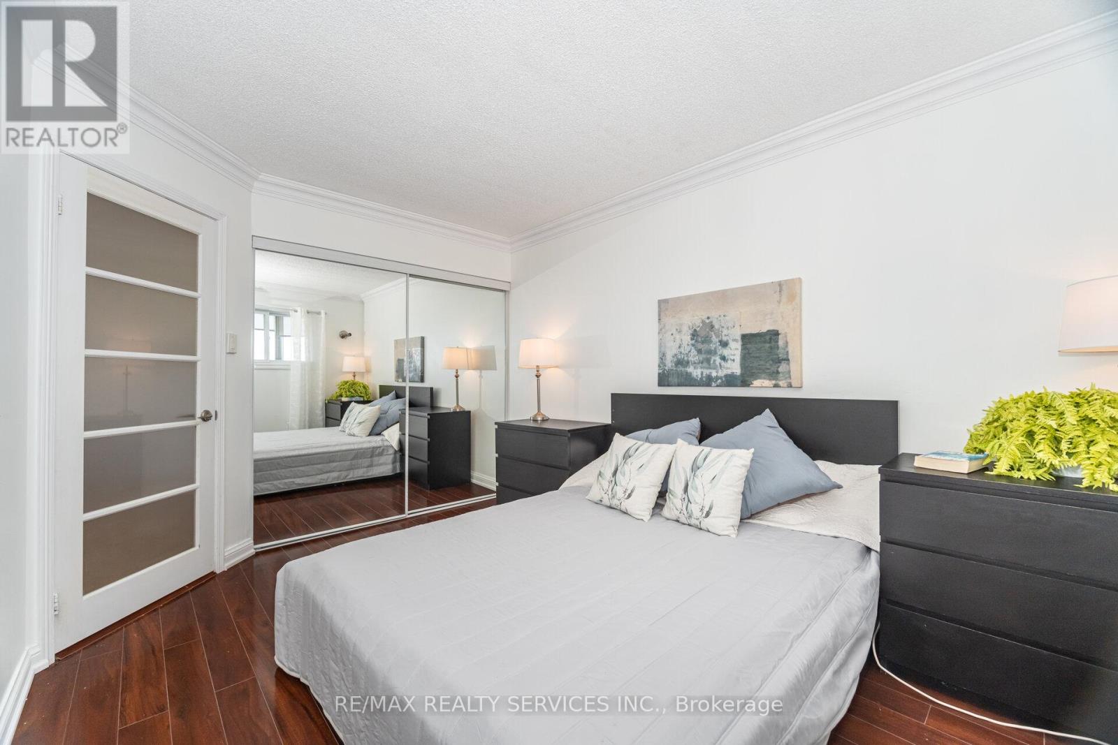 2103 - 24 Hanover Road, Brampton, Ontario  L6S 5K8 - Photo 13 - W12566820