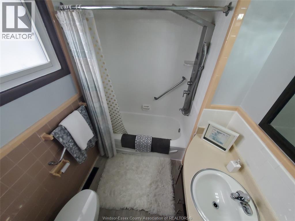 161 Cameron Avenue, Windsor, Ontario  N9B 1Y5 - Photo 17 - 25029356