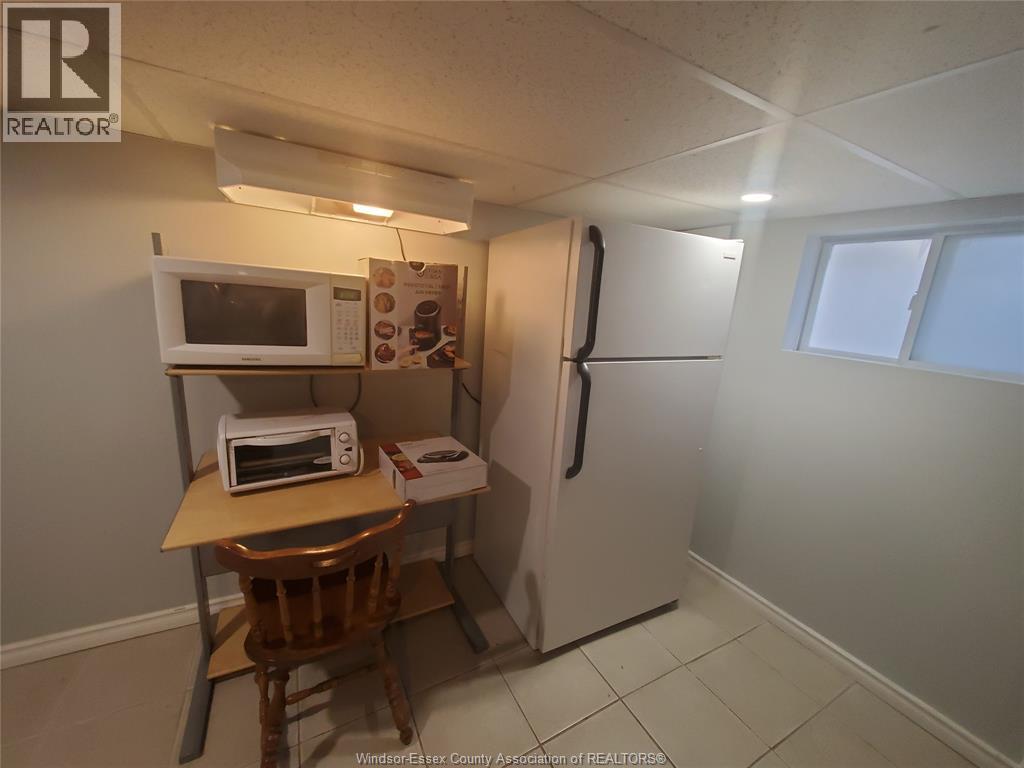 161 Cameron Avenue, Windsor, Ontario  N9B 1Y5 - Photo 33 - 25029356