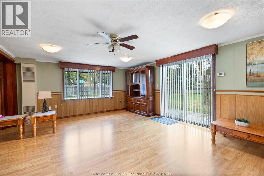 955 Scofield, Windsor, Ontario  N9G 1L6 - Photo 11 - 25029350