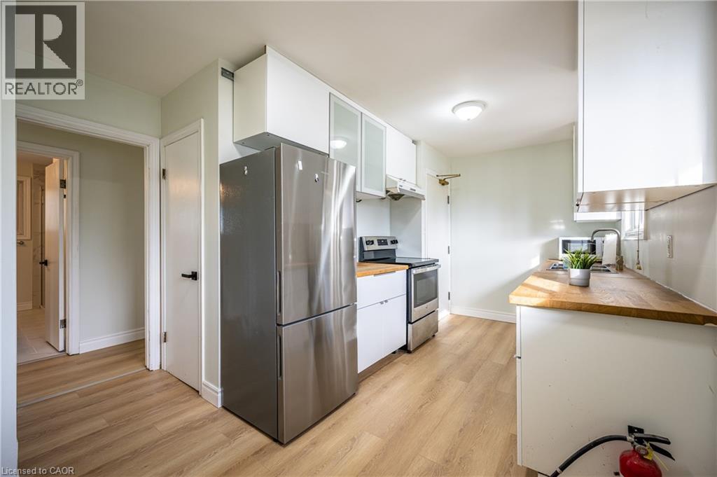 120 Marshall Street, Waterloo, Ontario  N2J 2T7 - Photo 14 - 40789218