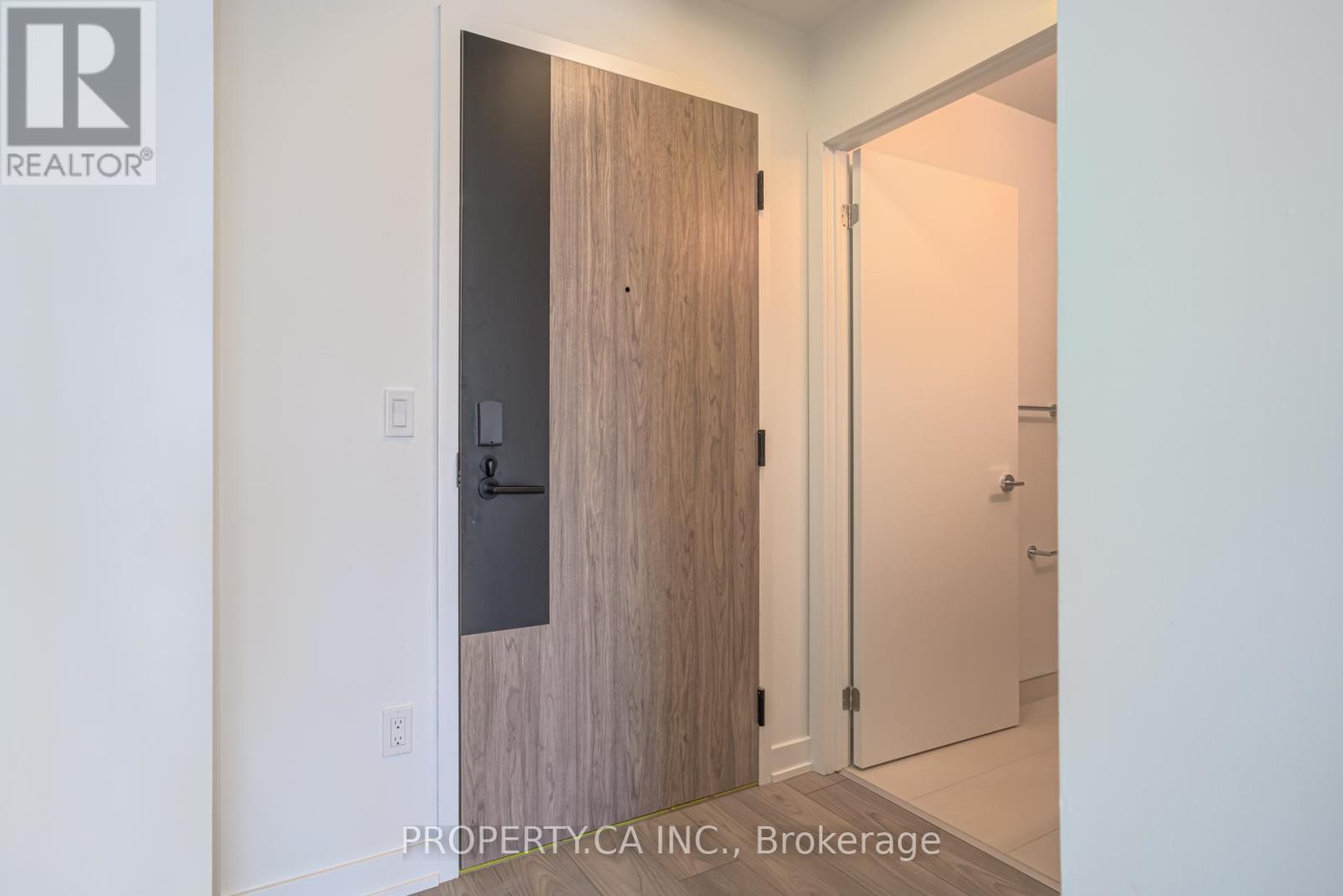 526 - 1007 The Queensway, Toronto, Ontario  M8Z 0H4 - Photo 13 - W12567346