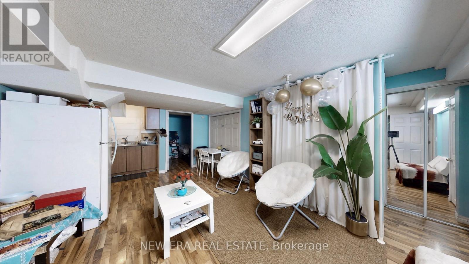 624 Rossellini Drive, Mississauga, Ontario  L5W 1M3 - Photo 36 - W12567374