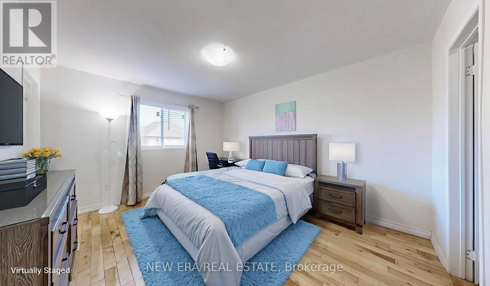 624 Rossellini Drive, Mississauga, Ontario  L5W 1M3 - Photo 4 - W12567374