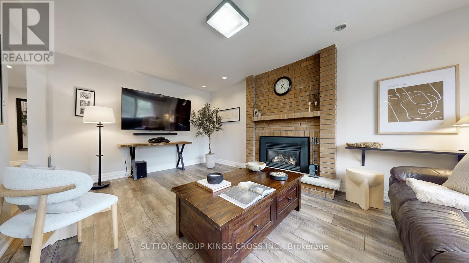 2730 Hammond Road, Mississauga, Ontario  L5K 2M3 - Photo 5 - W12567412