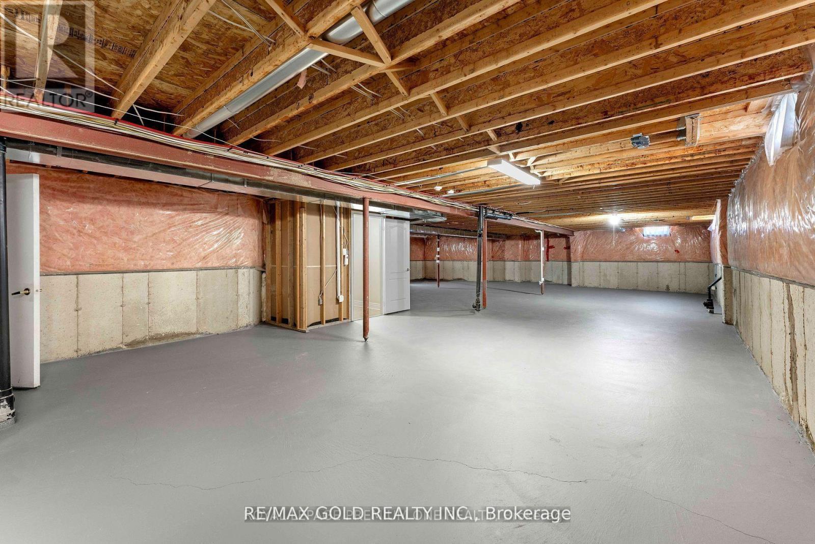 71 Louvain Drive, Brampton, Ontario  L6P 1Y9 - Photo 26 - W12567418