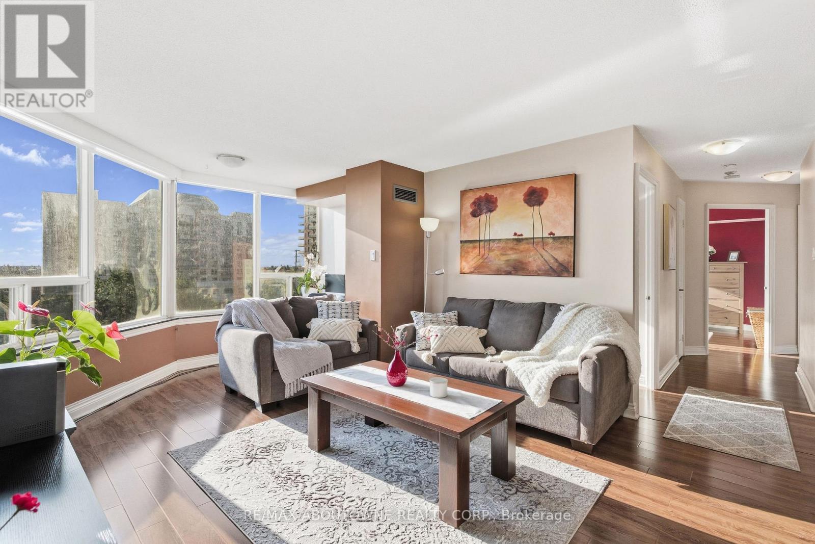 501 - 700 Constellation Drive, Mississauga, Ontario  L5R 3G8 - Photo 5 - W12567454