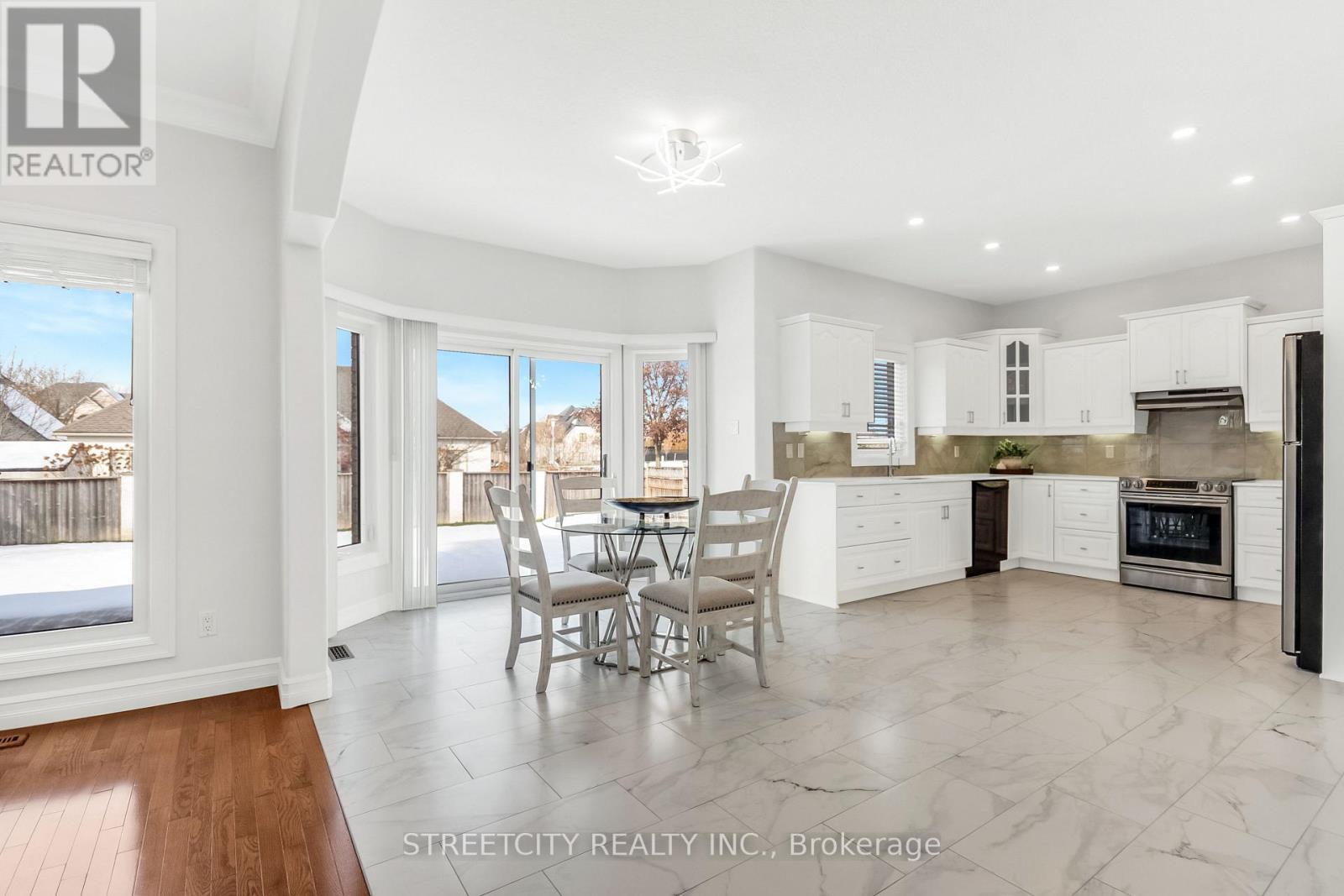 328 Plane Tree Drive, London North, Ontario  N6G 5J4 - Photo 13 - X12567582