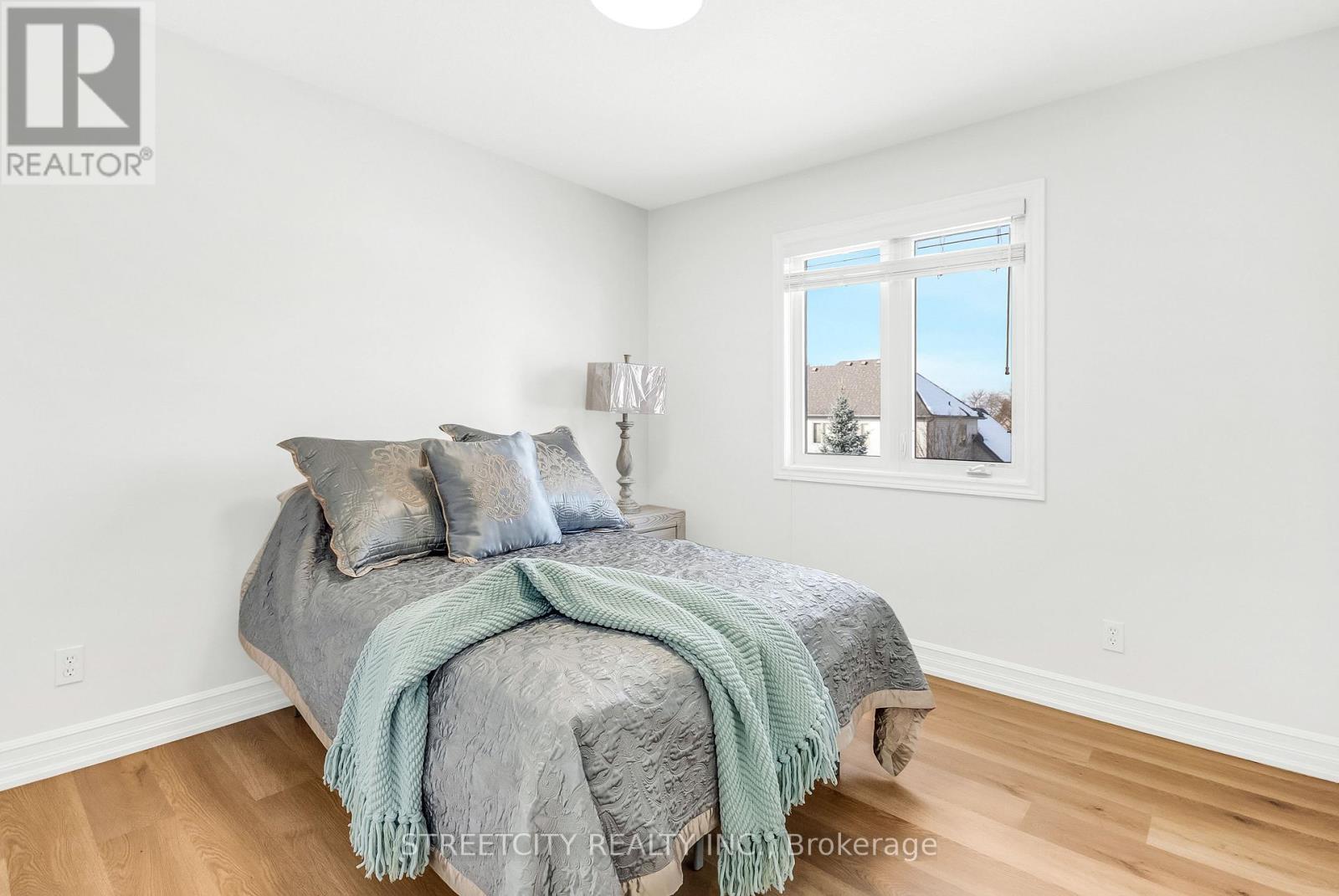 328 Plane Tree Drive, London North, Ontario  N6G 5J4 - Photo 25 - X12567582