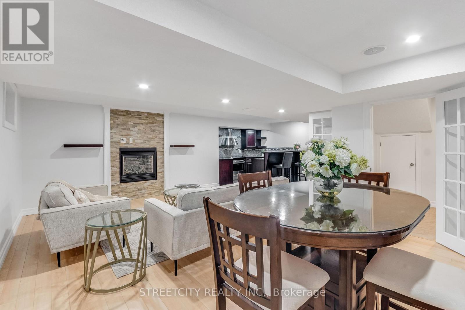 328 Plane Tree Drive, London North, Ontario  N6G 5J4 - Photo 32 - X12567582