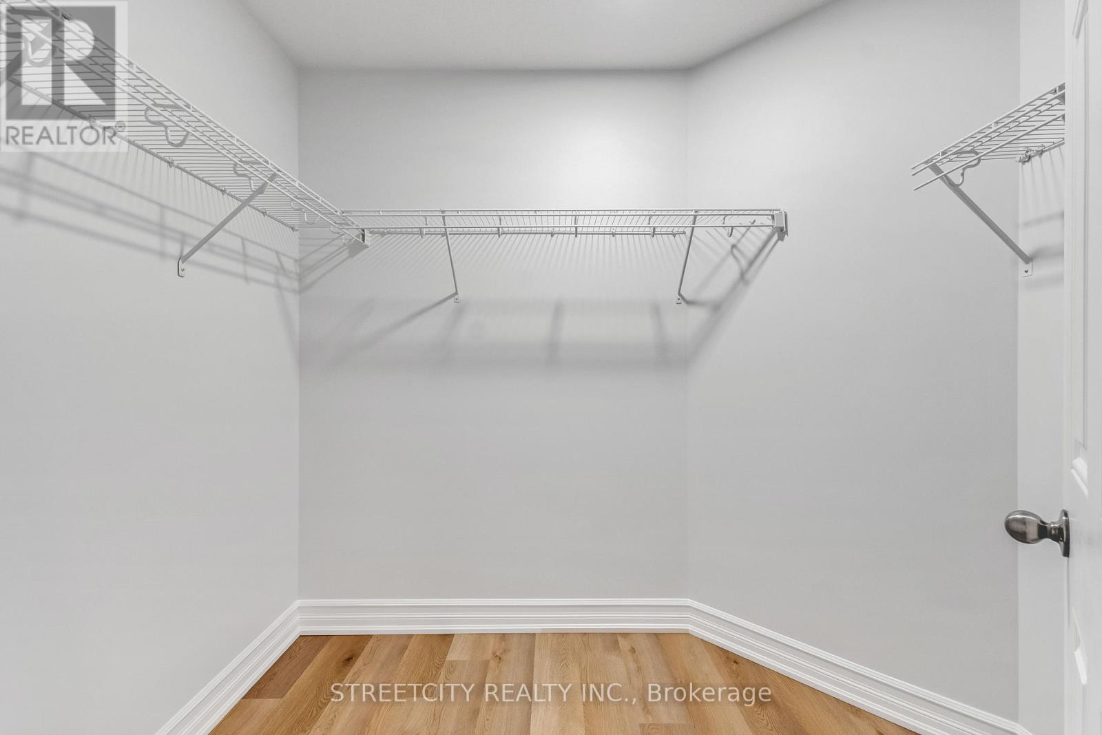 328 Plane Tree Drive, London North, Ontario  N6G 5J4 - Photo 38 - X12567582