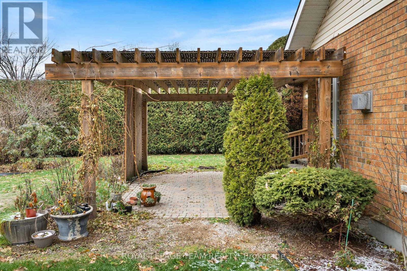 7 David Street, South Stormont, Ontario  K0C 1M0 - Photo 31 - X12567516