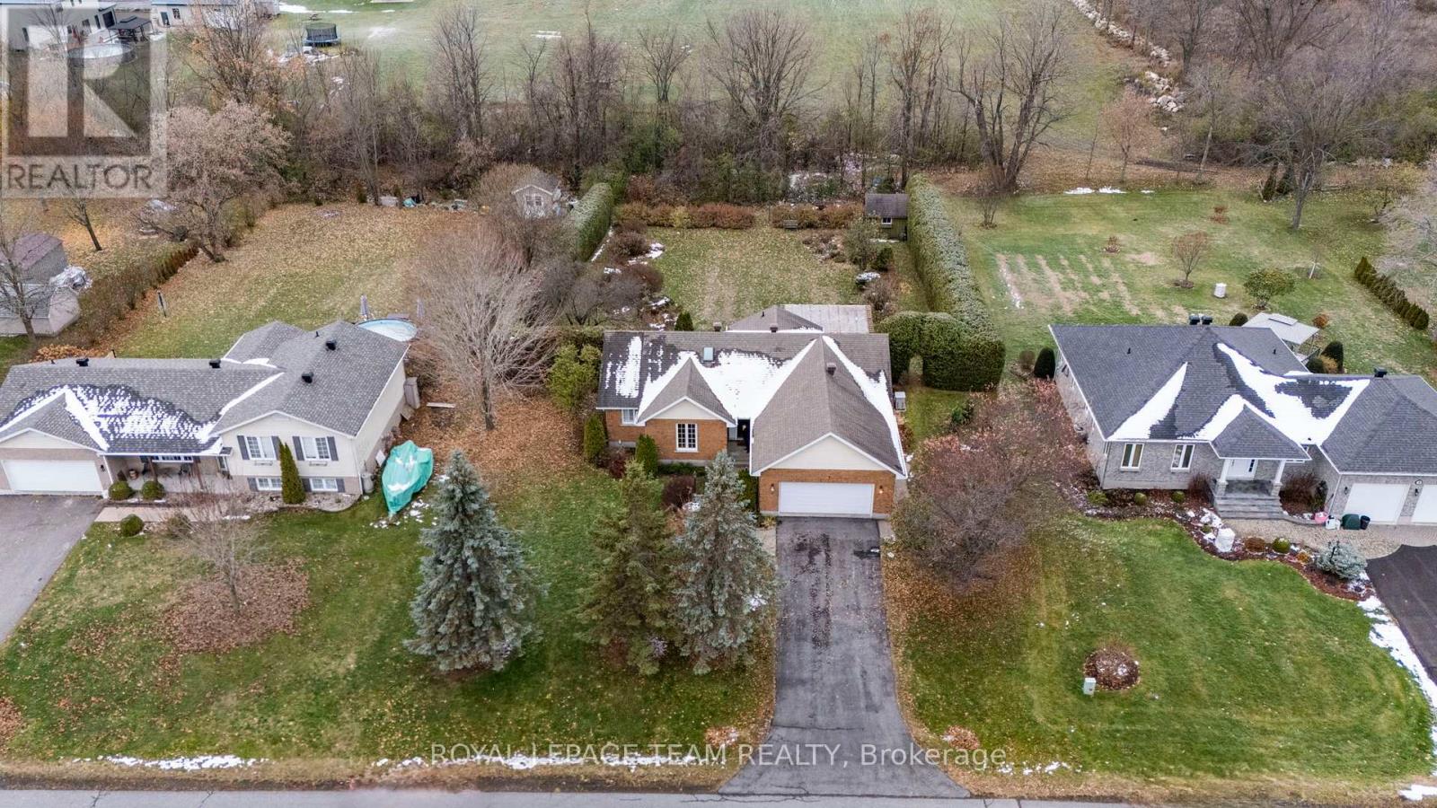 7 David Street, South Stormont, Ontario  K0C 1M0 - Photo 41 - X12567516