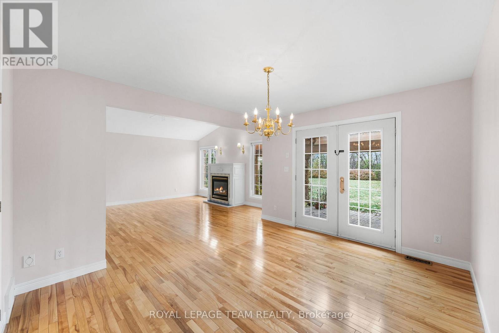 7 David Street, South Stormont, Ontario  K0C 1M0 - Photo 9 - X12567516