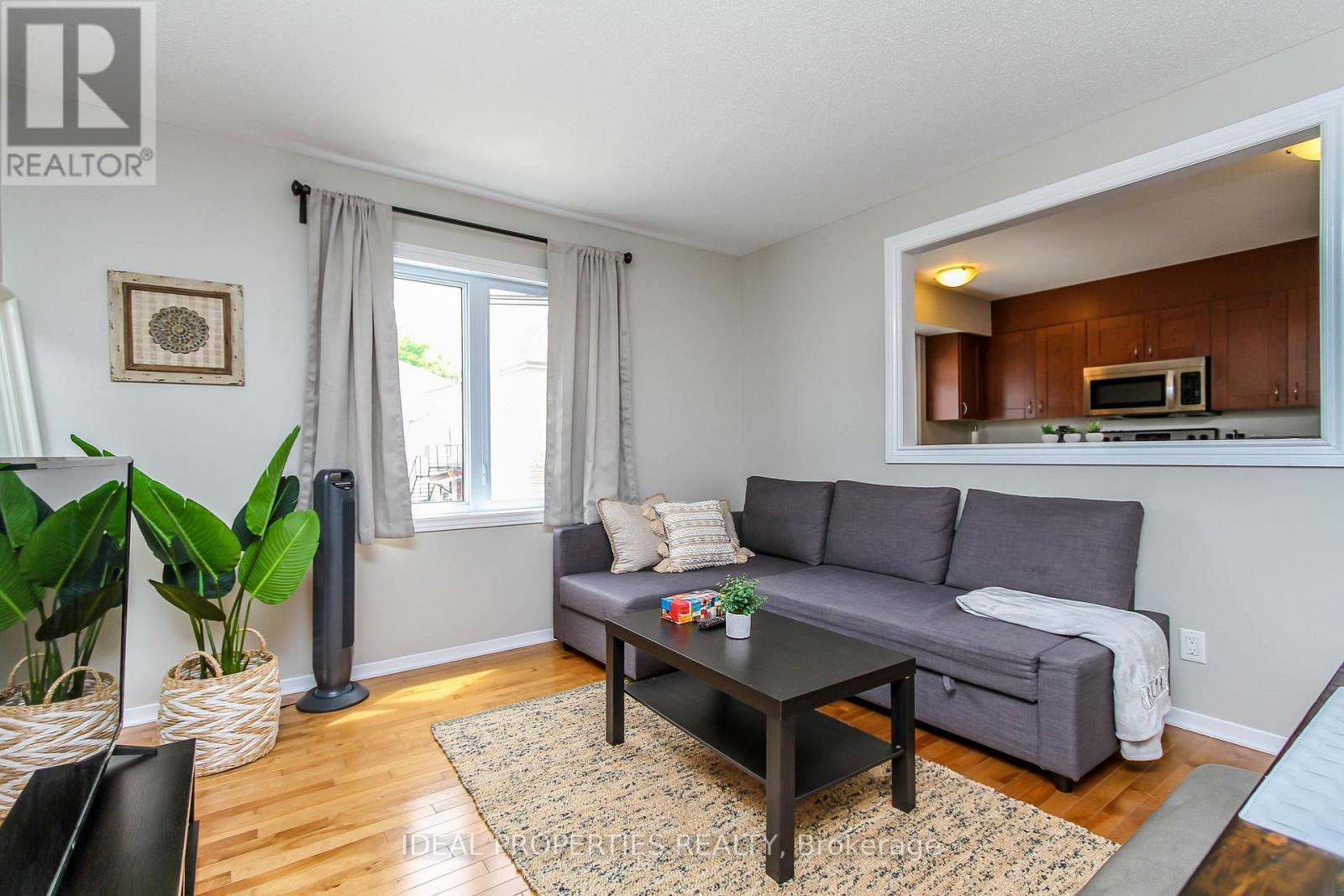 B - 276 Carruthers Avenue, Ottawa, Ontario  K1Y 1N9 - Photo 8 - X12567520