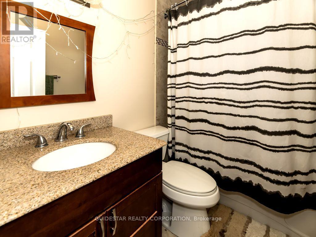 1313 Rideout Crescent, Ottawa, Ontario  K2C 2X9 - Photo 14 - X12567530