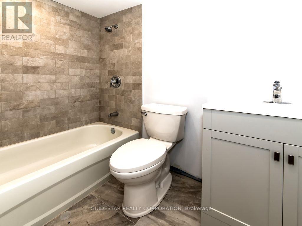 1313 Rideout Crescent, Ottawa, Ontario  K2C 2X9 - Photo 17 - X12567530